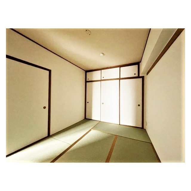 グリーンフィールド大山 和室　6帖