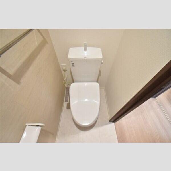 Same sky101号室 トイレ