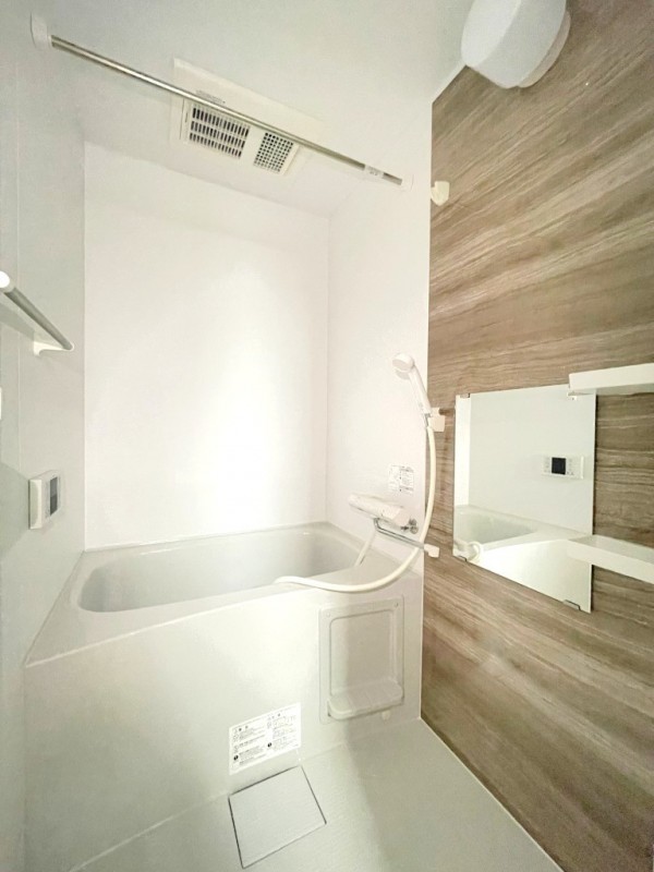 ハナテラス竹ノ塚1階 リビング