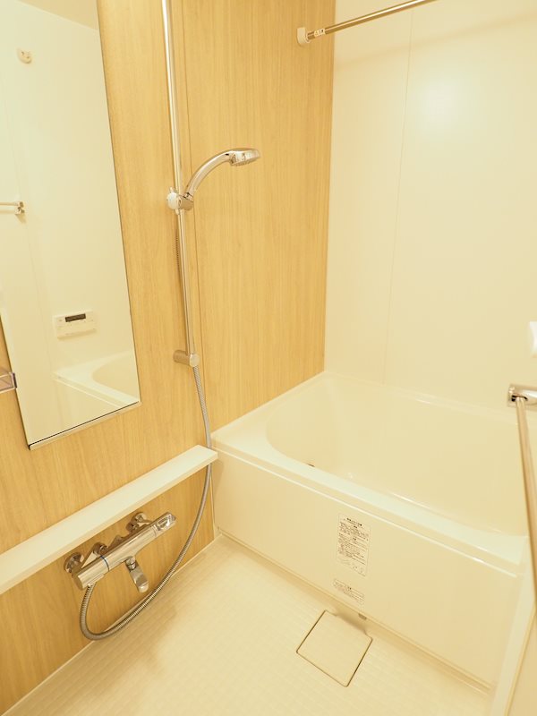 クレヴィアリグゼ日暮里根岸3階 お風呂