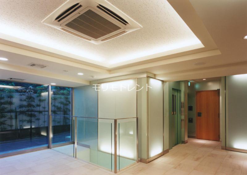 ピアース乃木坂地下1階 エレベーターホール