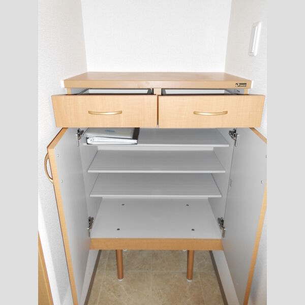 森甚　D205号室 玄関