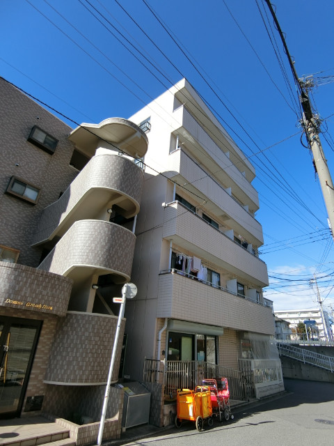 シティ松波 外観