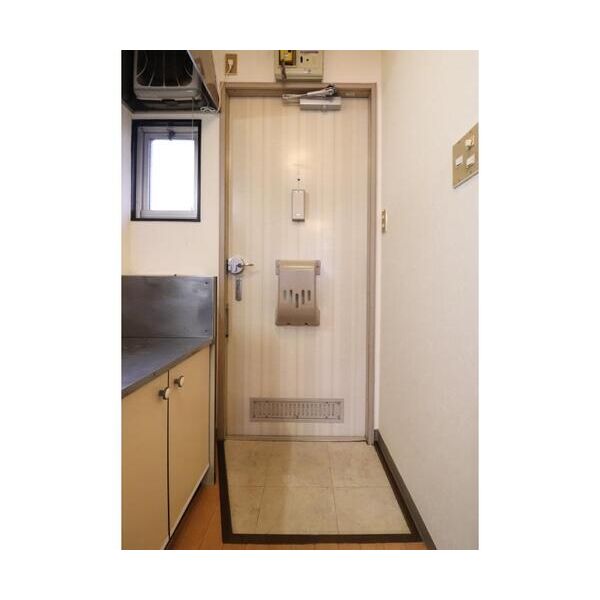 フォーブル若宮 玄関