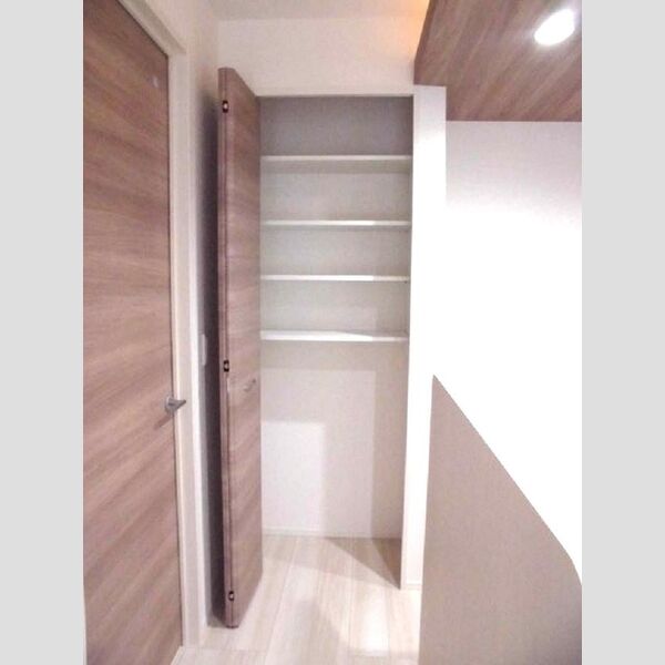 エクセリア西小岩 物入