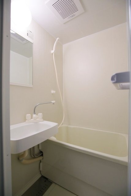 メゾンサンシャイン8階 お風呂