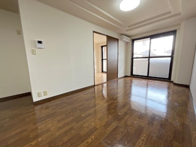 ウィンディヒルズ205号室 LDK