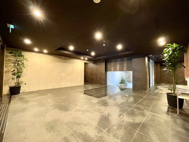 レジディア目白御留山 エントランス