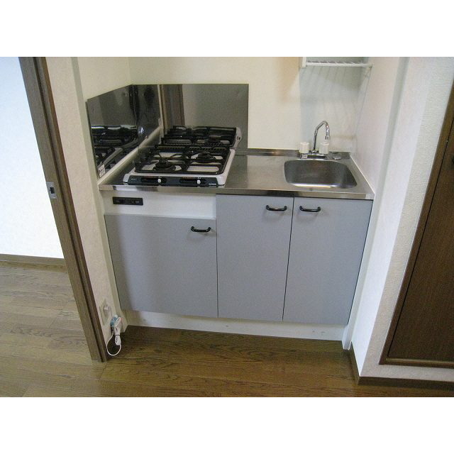 アンプルールリバーサイド キッチン