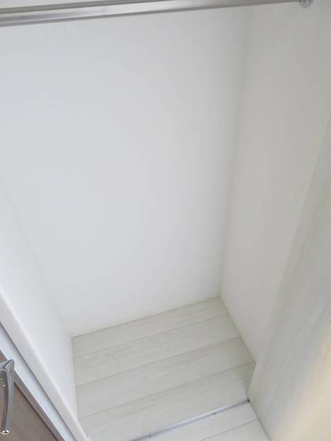 ガーラ・リバースクエア横濱南3階 ちょっとした収納スペースも充実しています