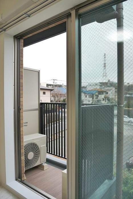 ラフィスタ鷺沼（南棟）3階 内観