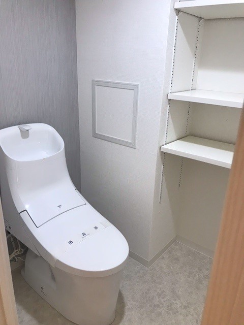 ＫＥＮＺＯ　ＨＡＵＳ　ＥＫＯＤＡ トイレ