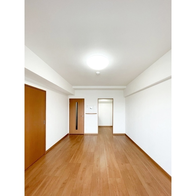 アーバハイツ六町環七北通り0602号室 リビング