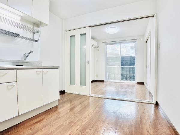 フォルス船橋Ｉ1階 リビング