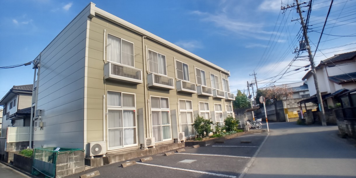 レオパレスアイリスの外観画像