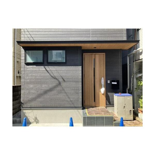 文京区本郷5丁目戸建 エントランス