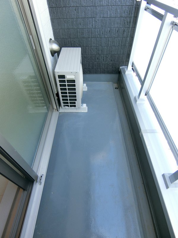 リブリ・アヴニール バルコニー