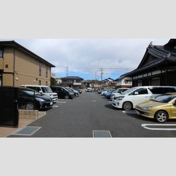 BRYANT PARK　A 駐車場