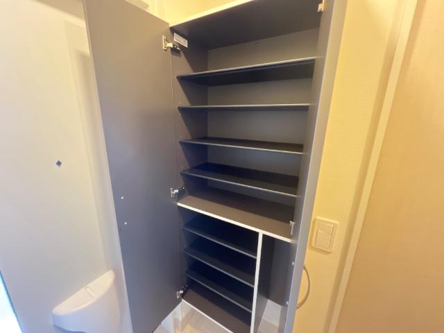 （仮称）柳島アパートＡ棟新築計画206号室 下駄箱（イメージ）