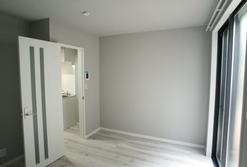 プレジール三山1階 内観