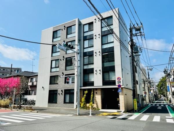 プラティーク世田谷3階 外観