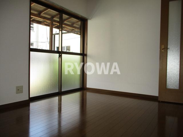 第三コーポ 掲載の写真は退去前の写真となります。