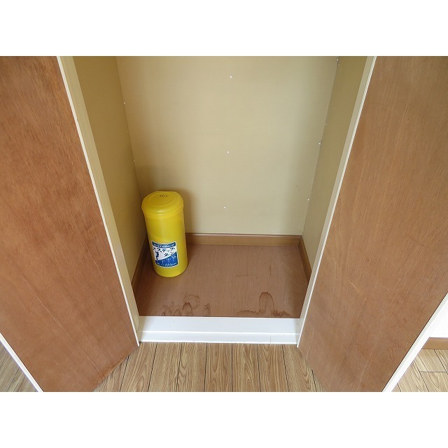 ユーハイツ0205号室 収納