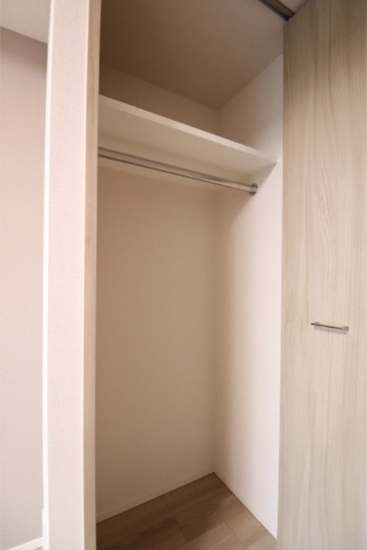 ジェノヴィア綾瀬Ⅱ15階 収納