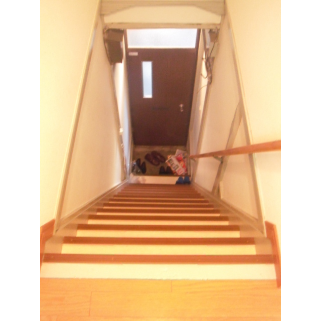 アイナハイム 内観