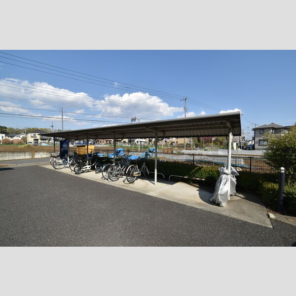 ラフィネ　壱・弐番館2102号室 屋根付き駐輪場