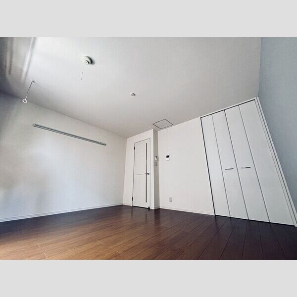 レセンテN・T203号室 洋室別角度