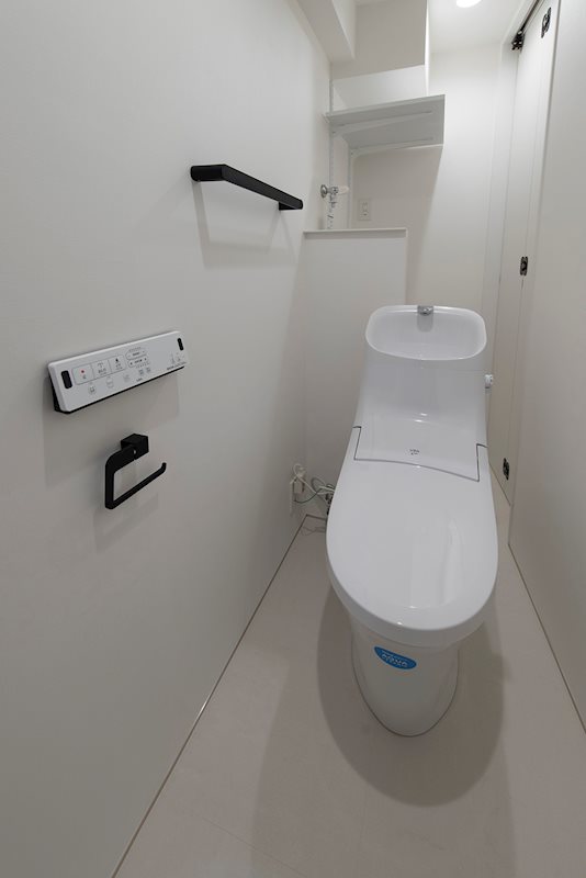 レジディア新宿イースト4階 トイレ