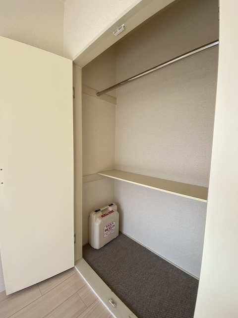 ＣＤＥ（ツェーデーエー）0303号室 収納