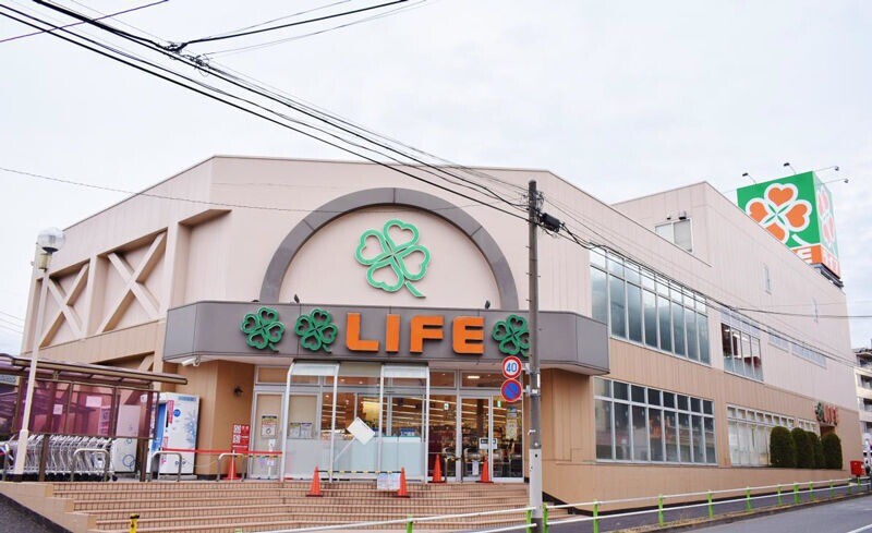 ＢＬＵＥ　ＬＥＡＦ ライフ赤塚店