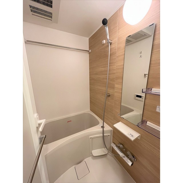 ブランシエスタ横浜高島町1301号室 お風呂