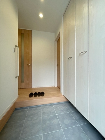 メゾン　クレール2階 玄関