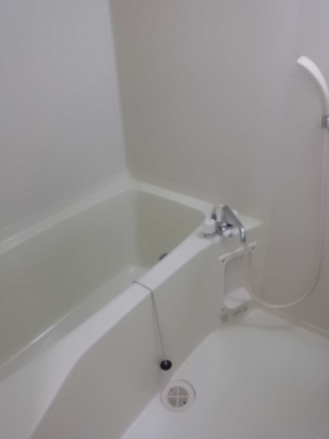 ルシオン0102号室 お風呂