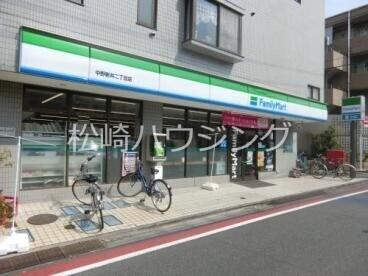 シャルム中野 ファミリーマート中野新井二丁目店