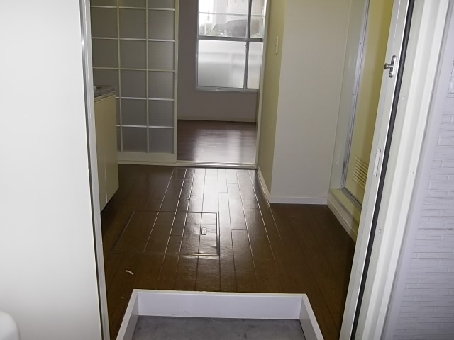 メゾン・ド・奥沢1階 同建物別部屋の参考画像