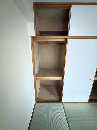 ライオンズステーションプラザ西船橋 押入(和室約5.3畳)　※2025年10月撮影