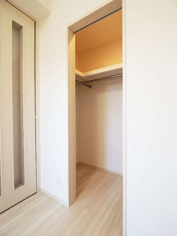 プレジオ川口ASIAN8階 収納