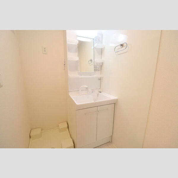 レーヴ・シェソワ205号室 洗髪洗面化粧台