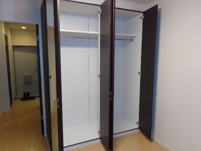 フォーマルハウト00202号室 クローゼット