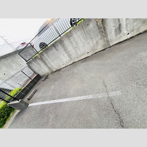 プランドール　AB 駐車場