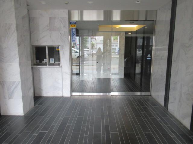 ザ・グランフォーリア西日暮里 エントランス