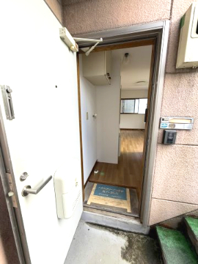 ベルハウス栗原203号室 玄関