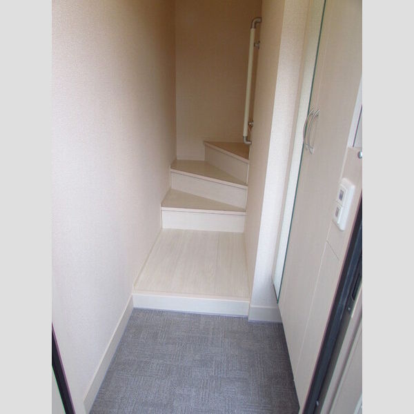 レジデンスヒルトップⅧ 玄関