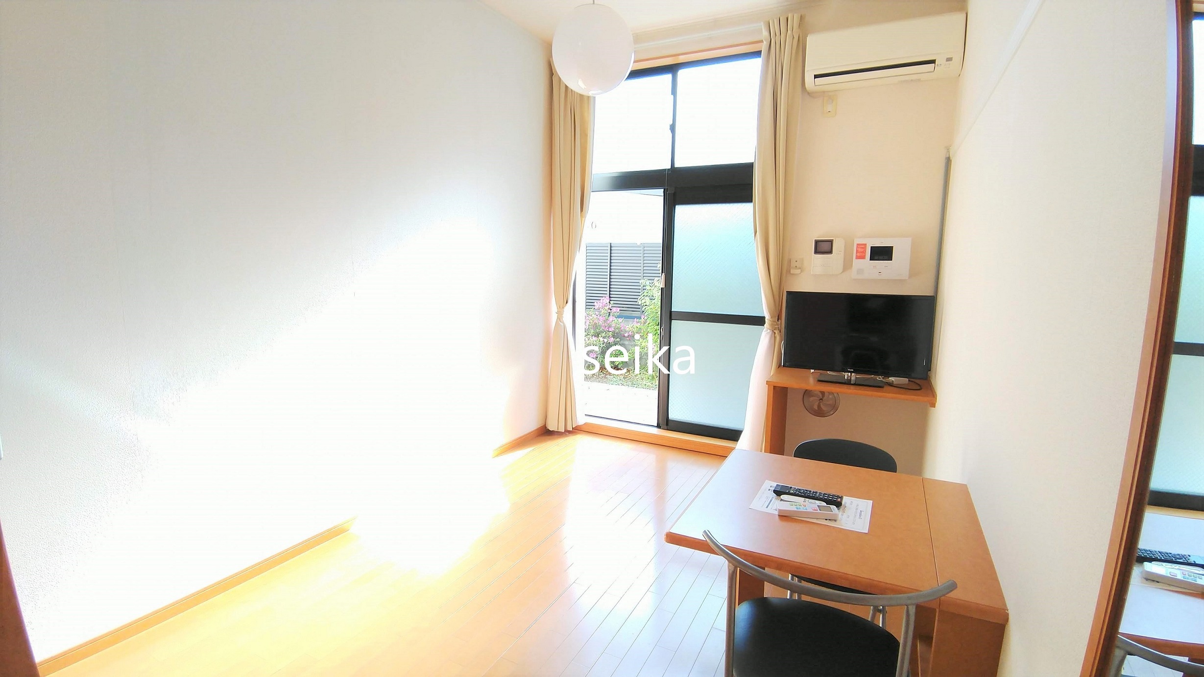 レオパレスアンマートⅡ リビング