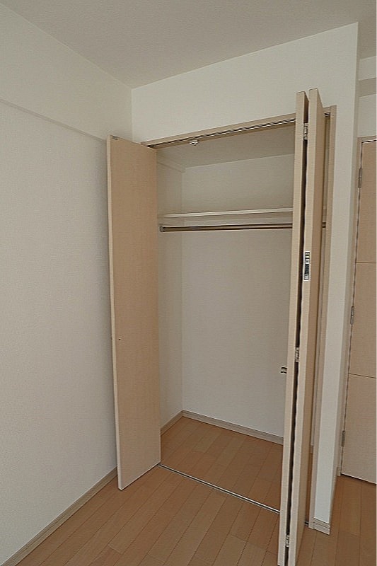 ライジングプレイス西新井5階 同建物別部屋の参考画像