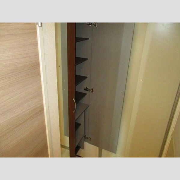 グランツ・シャルロッテ302号室 シューズBOX